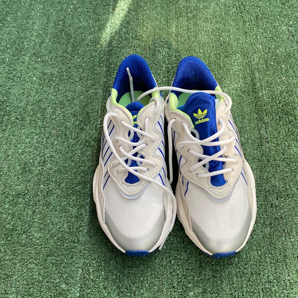 Adidas ozweego sneakers